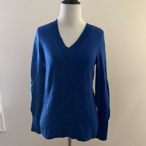 Halogen Cashmere V neck sweater XS